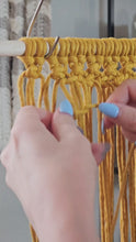 Load and play video in Gallery viewer, Macrame wall hanging pattern 'Stella'. Digital download.