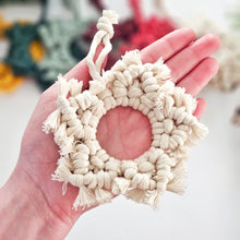 Load image into Gallery viewer, Macrame Christmas ornament pdf PATTERN. DIY boho Christmas ornaments. easy and beginner friendly. instant download. Christmas macrame ideas