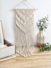 Load image into Gallery viewer, Macrame wall hanging kit "May". Beginner DIY kits