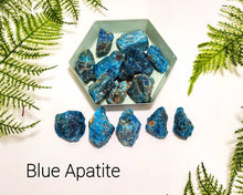 Load image into Gallery viewer, Raw genuine 1-1.5 inch crystals for your macrame. Macrame supplies