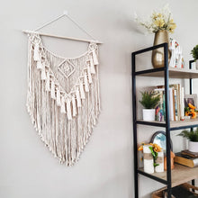 Load image into Gallery viewer, Macrame wall hanging PDF pattern.