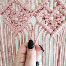 Load image into Gallery viewer, Macrame wall hanging pdf pattern, step by step guide, macrame tutorial, valentines day heart craft, diy macrame
