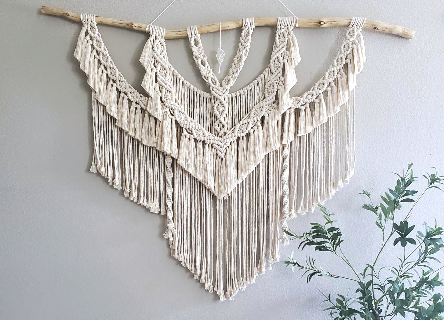 This was the most beautiful wall hanging i've ever seen! It was so soft and its so nice to know it was all eco-frindly!