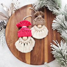 Load image into Gallery viewer, Macrame gnome christmas ornament PDF pattern.
