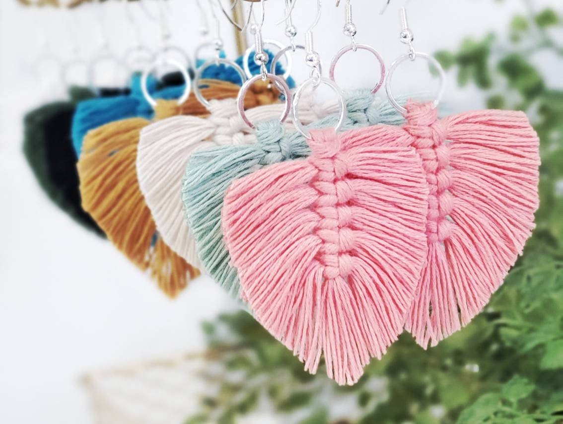 Yarn Macrame Feather Earrings Boho Rainbow Macrame Feather